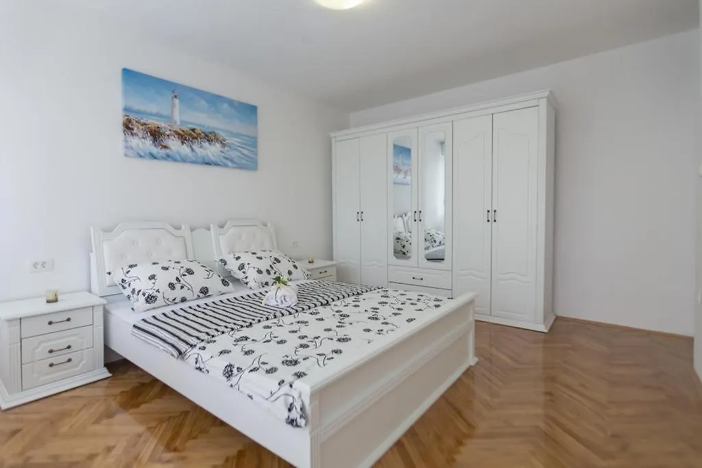 Apartment Diocletian Split 0*,